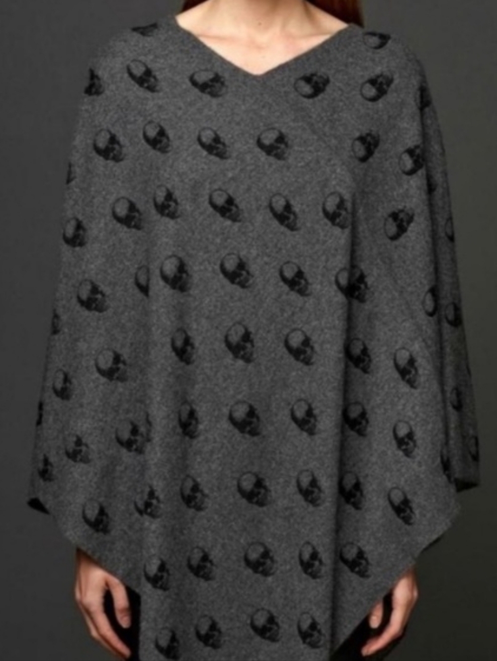 Skull Cashmere Gray Poncho OS